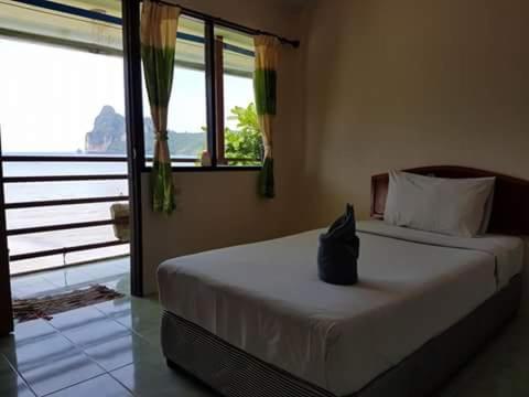 Dalum Beachhouse Phi Phi-eilanden Buitenkant foto