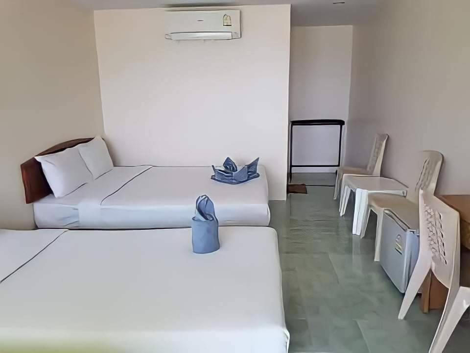 Dalum Beachhouse Phi Phi-eilanden Buitenkant foto