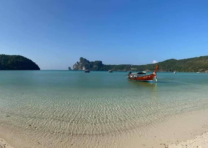 Dalum Beachhouse Phi Phi-eilanden Buitenkant foto