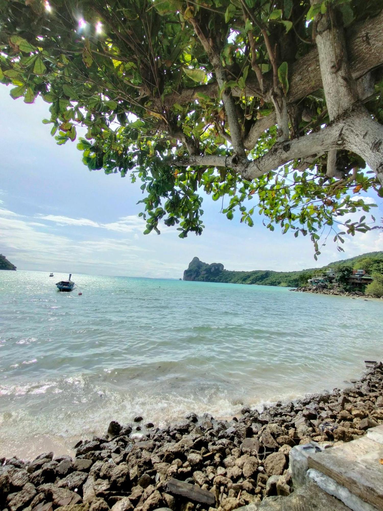 Dalum Beachhouse Phi Phi-eilanden Buitenkant foto